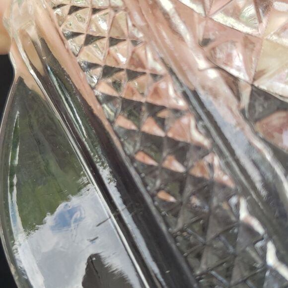 Very Pretty Vintage 8" x 5" Cut Glass Relish Tray Serving Dish - Picture 4 of 4